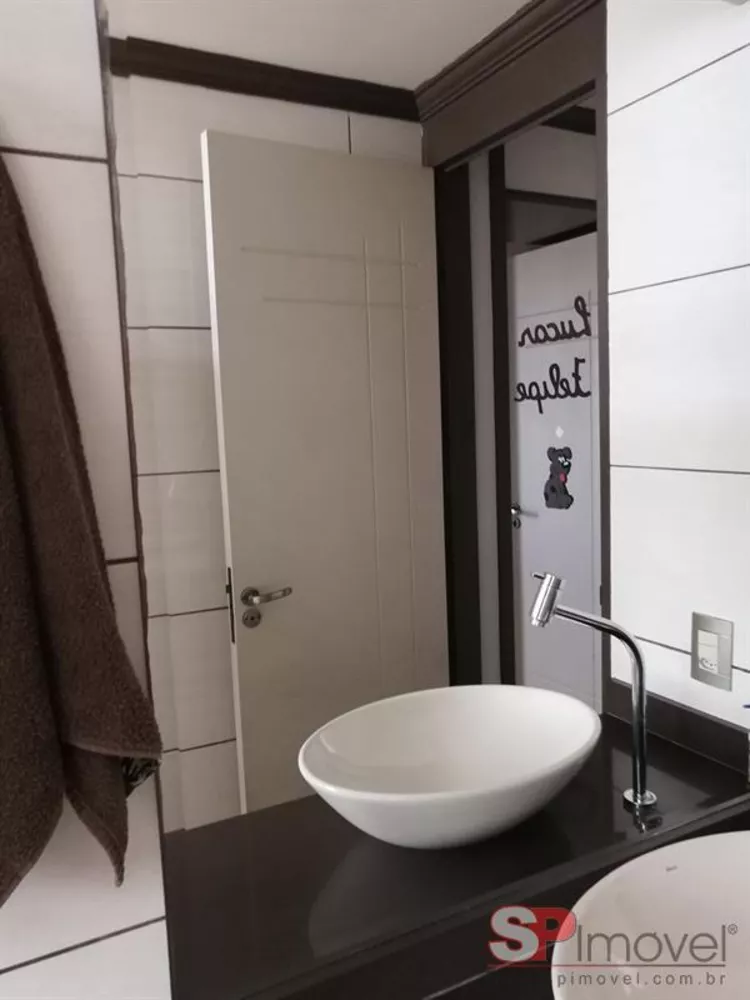 Apartamento à venda com 2 quartos, 63m² - Foto 4