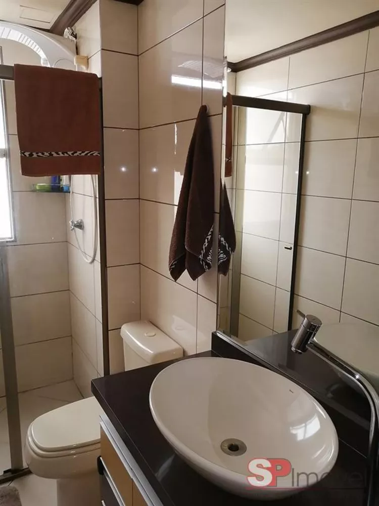 Apartamento à venda com 2 quartos, 63m² - Foto 3