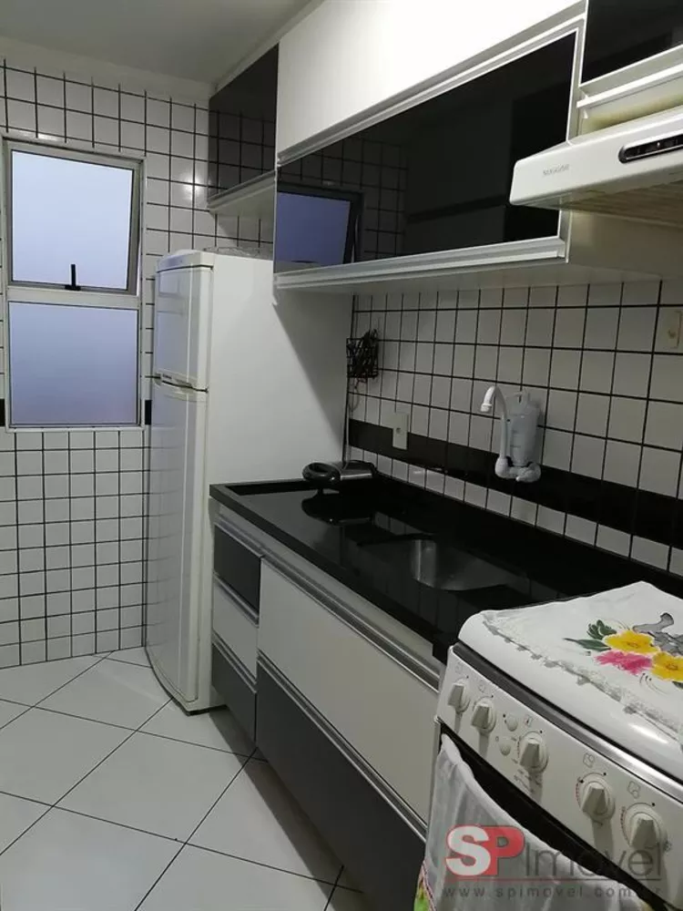 Apartamento à venda com 2 quartos, 63m² - Foto 8