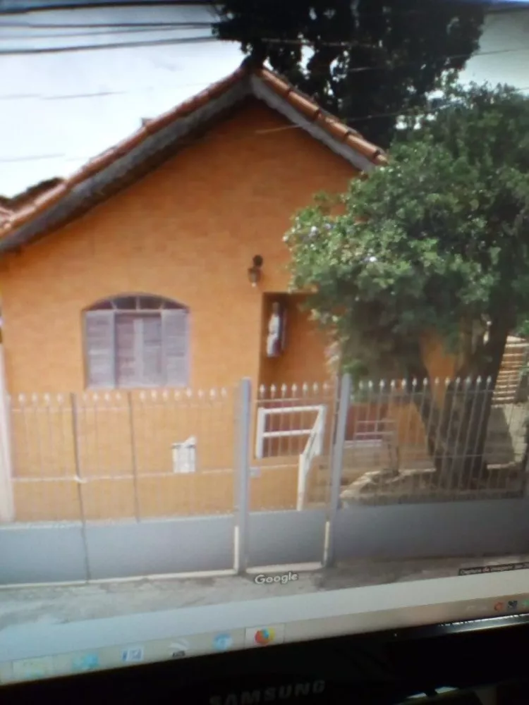 Casa, 2 quartos, 400 m² - Foto 1