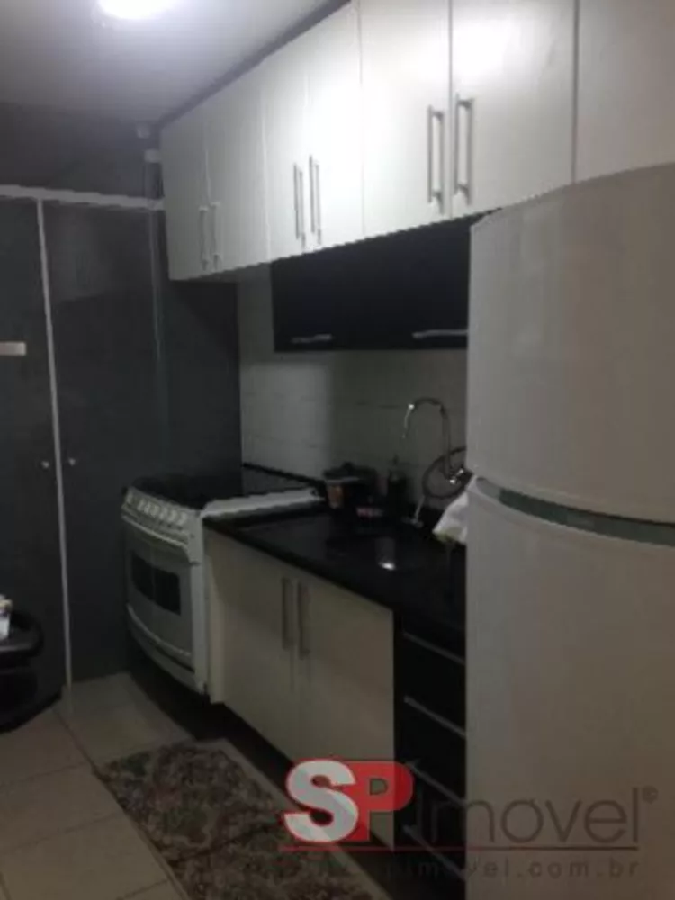 Apartamento à venda com 3 quartos, 75m² - Foto 3