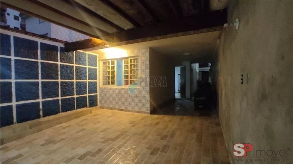 Casa à venda com 3 quartos, 132m² - Foto 1