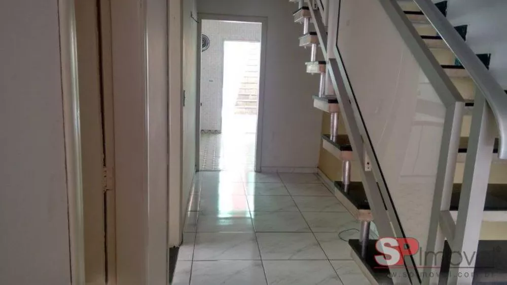 Casa à venda com 2 quartos, 120m² - Foto 5