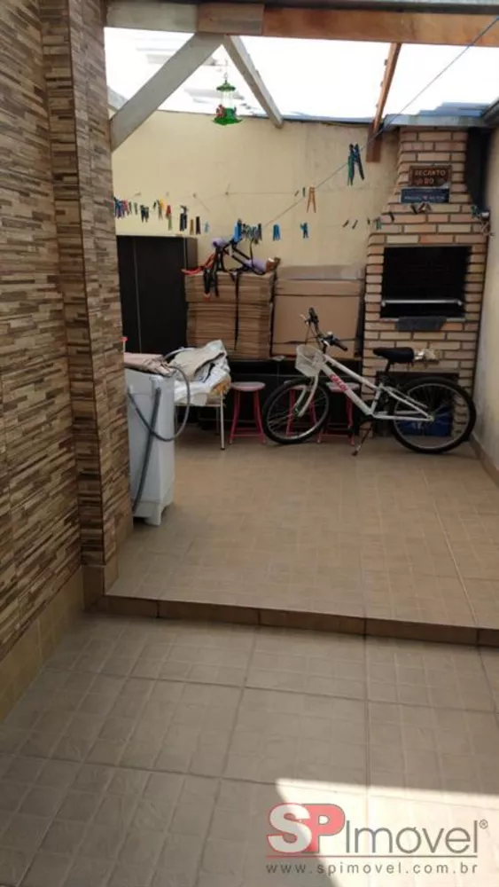 Casa à venda com 2 quartos, 120m² - Foto 1