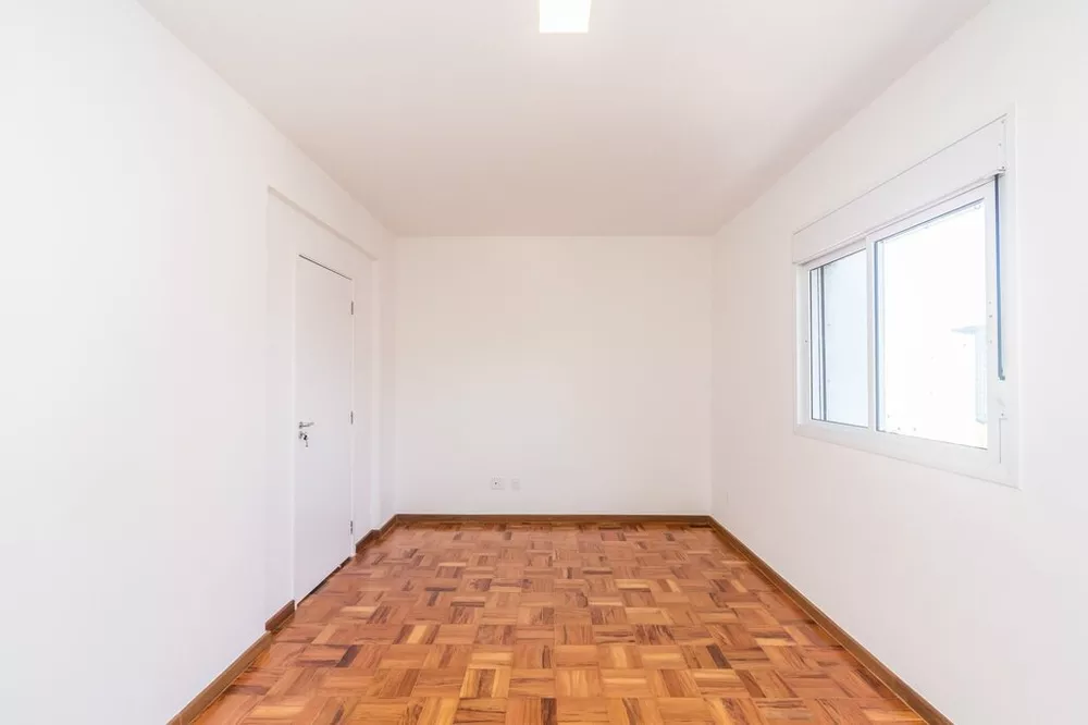 Apartamento à venda com 3 quartos, 140m² - Foto 5