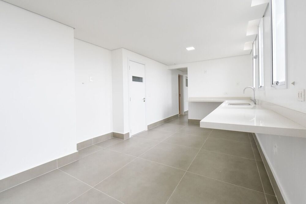 Apartamento, 3 quartos, 306 m² - Foto 2