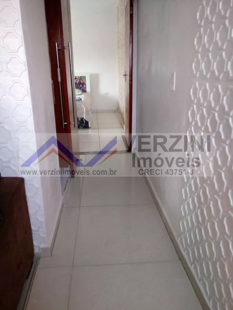 Casa à venda com 3 quartos, 135m² - Foto 11