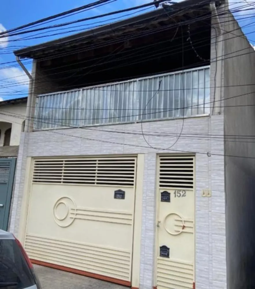 Sobrado à venda com 5 quartos, 291m² - Foto 1