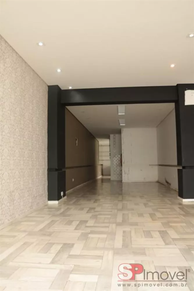 Casa à venda com 3 quartos, 200m² - Foto 2