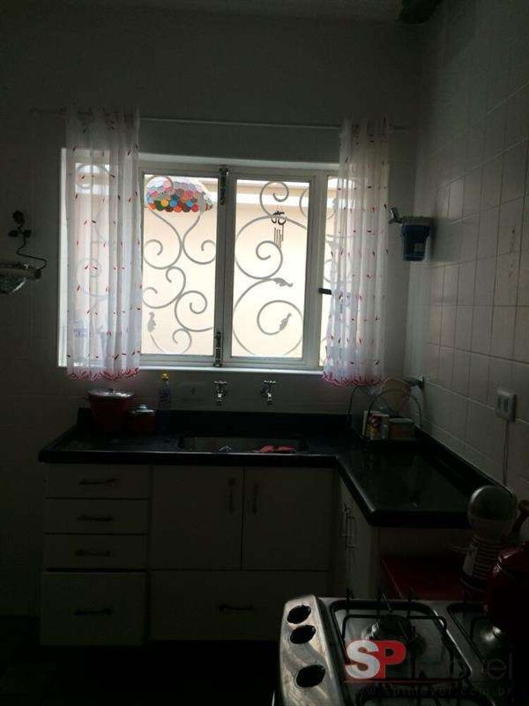 Casa à venda com 2 quartos, 106m² - Foto 1