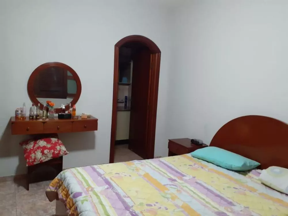 Sobrado à venda com 3 quartos, 120m² - Foto 2