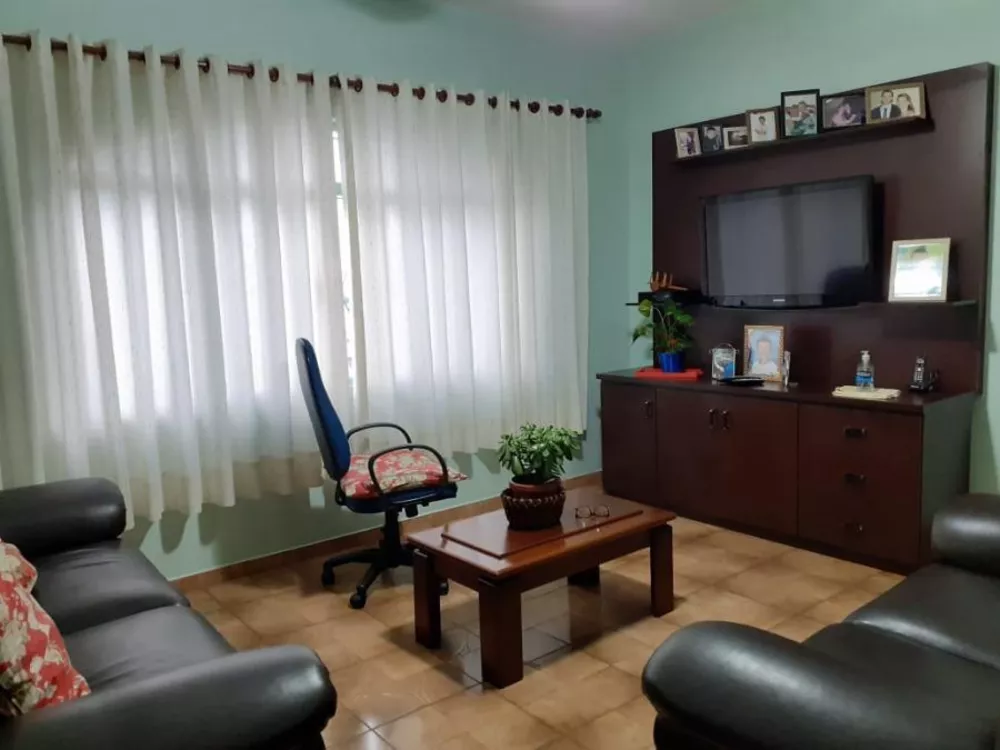 Sobrado à venda com 3 quartos, 120m² - Foto 1