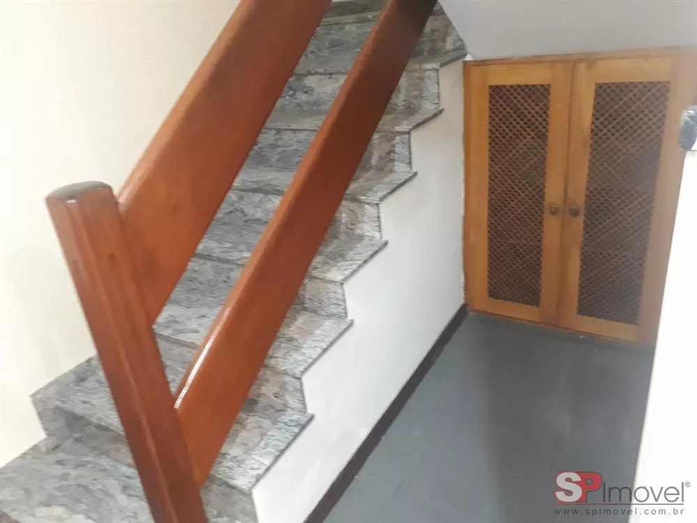 Casa à venda com 3 quartos, 184m² - Foto 2