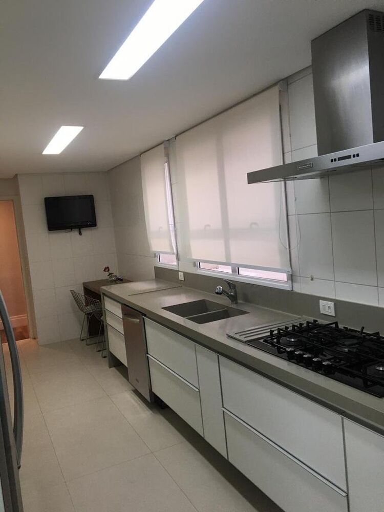 Apartamento, 4 quartos, 214 m² - Foto 1