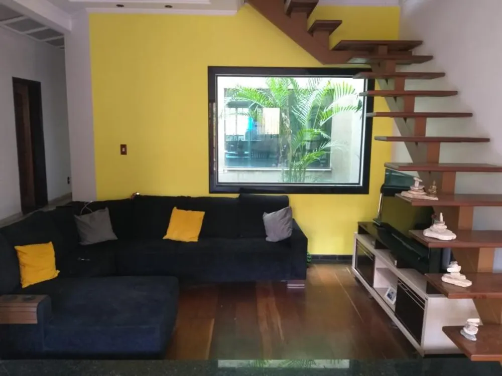 Casa, 3 quartos, 270 m² - Foto 3
