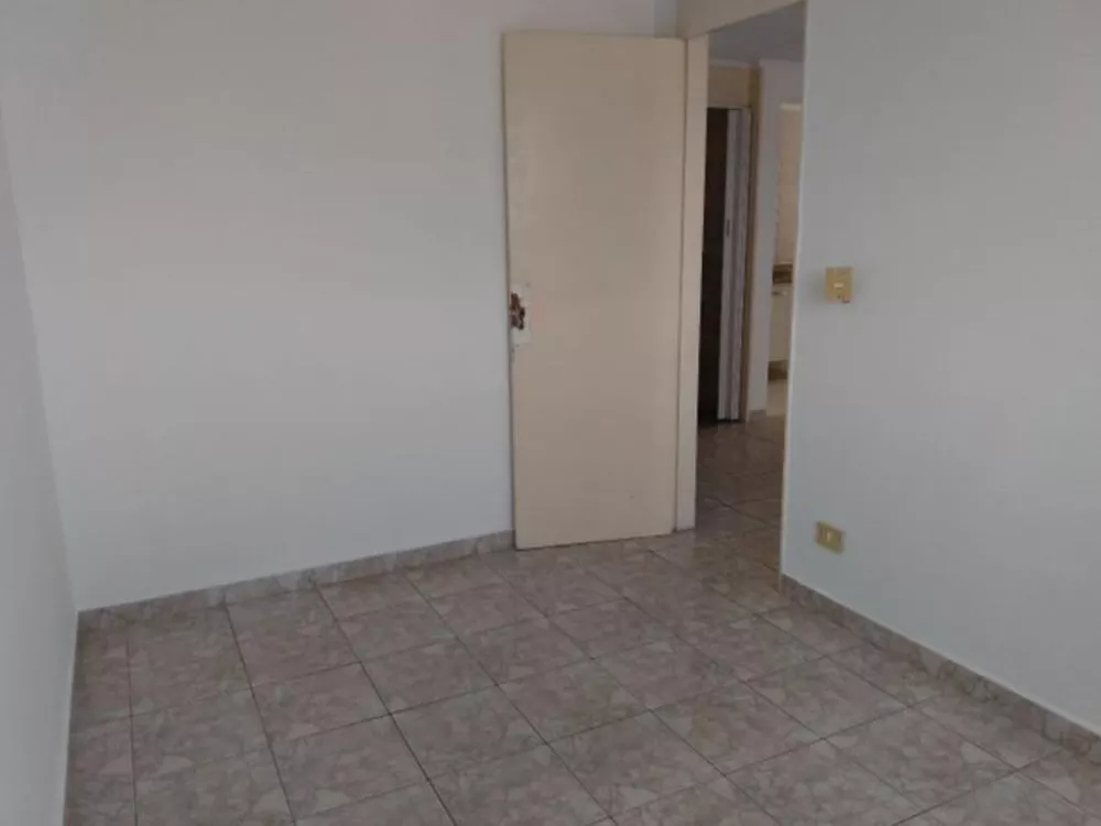 Apartamento à venda com 3 quartos, 48m² - Foto 3