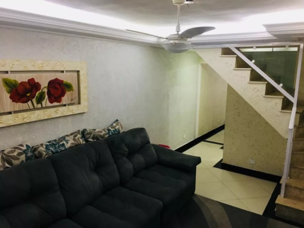 Sobrado à venda com 3 quartos, 160m² - Foto 1