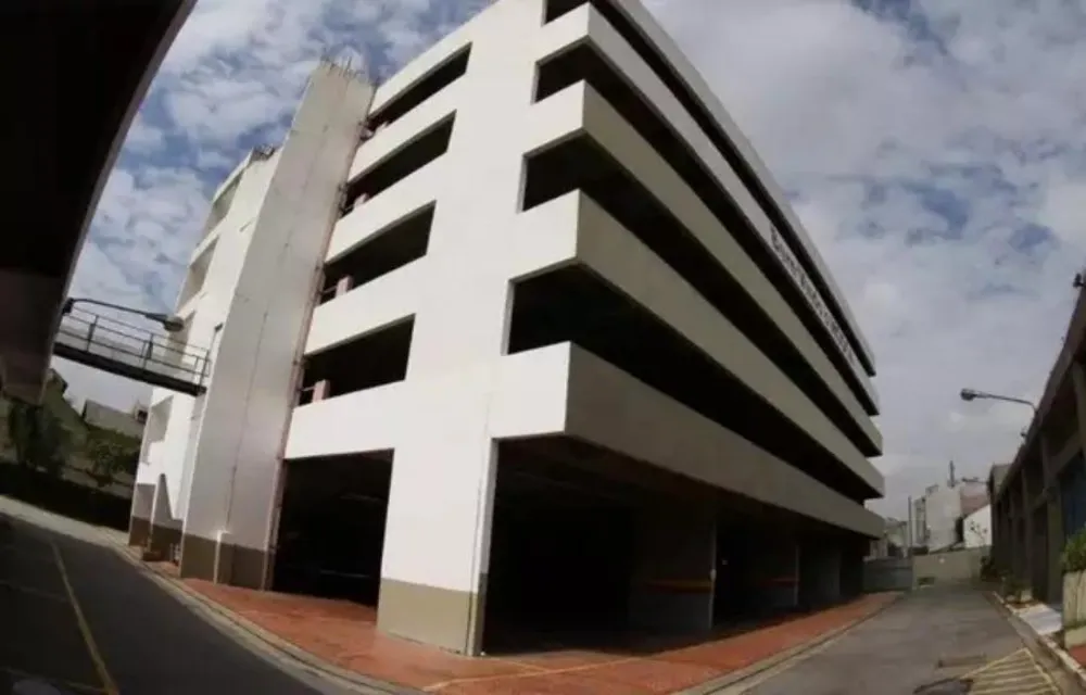 Loja-Salão, 14000 m² - Foto 1