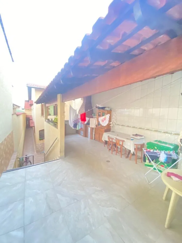 Sobrado, 3 quartos, 250 m² - Foto 1
