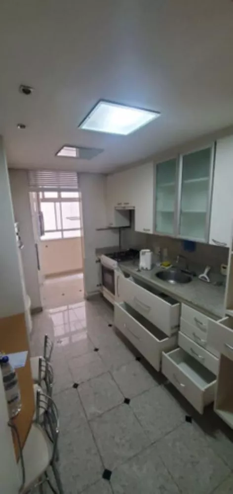 Apartamento à venda com 3 quartos, 112m² - Foto 4