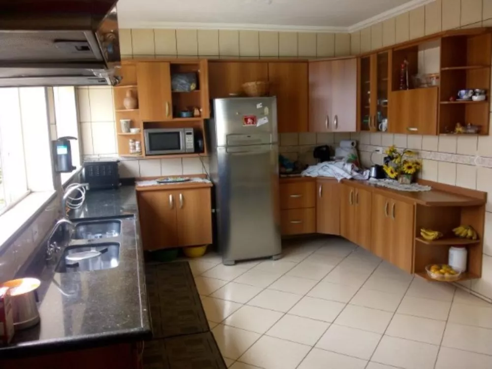 Sobrado à venda com 4 quartos, 120m² - Foto 3