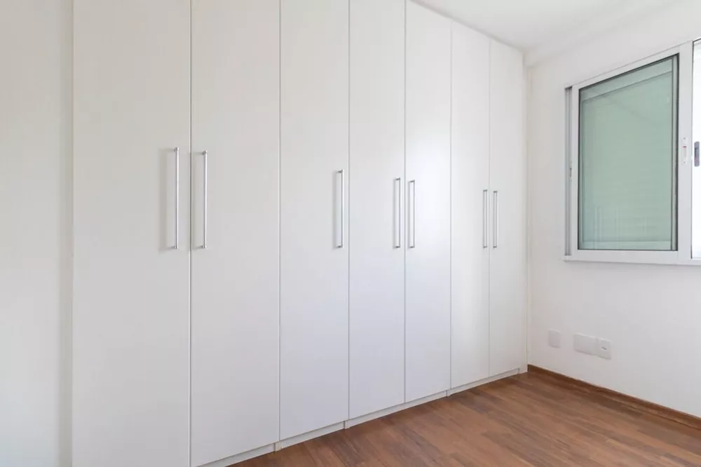 Apartamento à venda com 2 quartos, 65m² - Foto 4