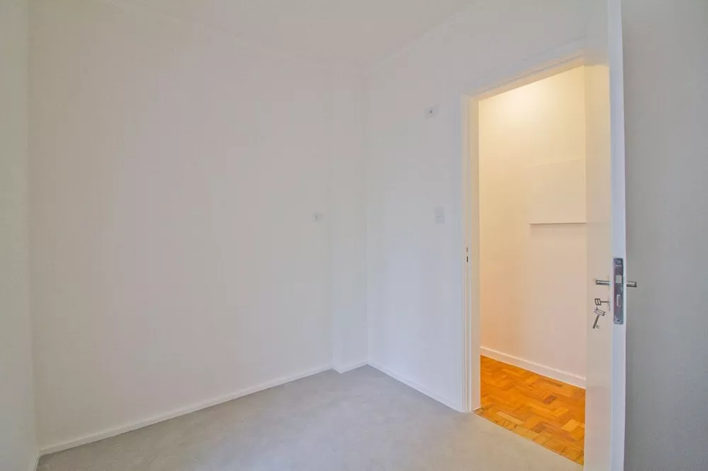 Apartamento à venda com 2 quartos, 71m² - Foto 4