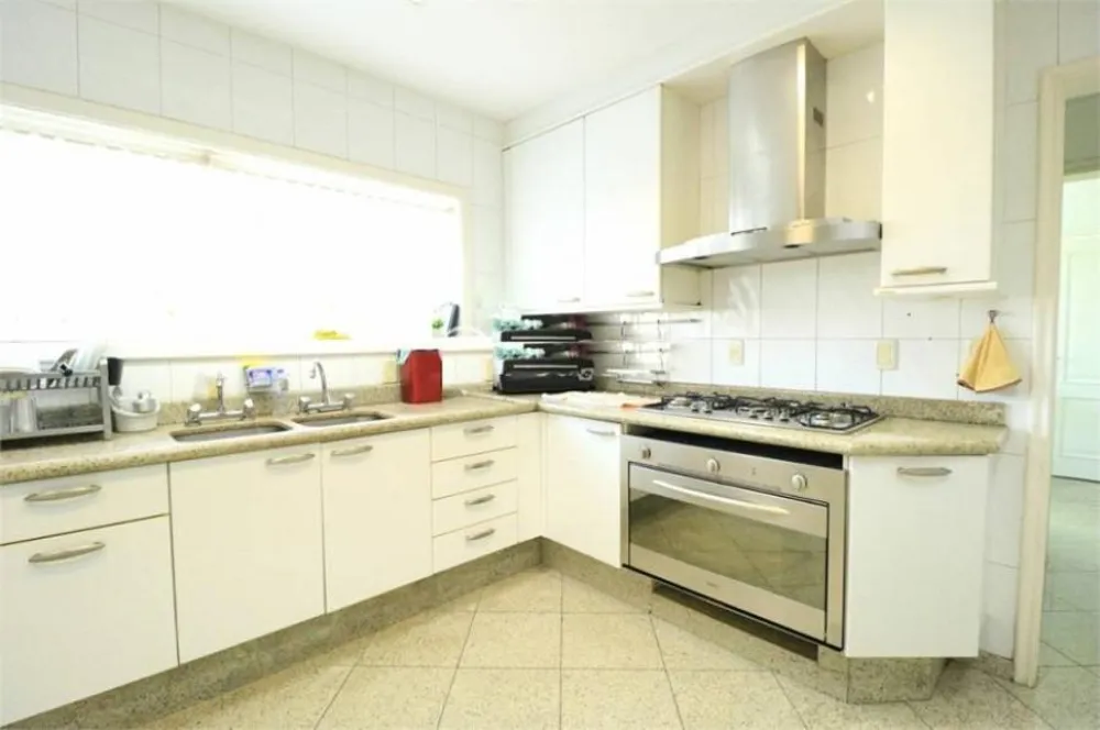 Sobrado, 1 quarto, 1090 m² - Foto 5