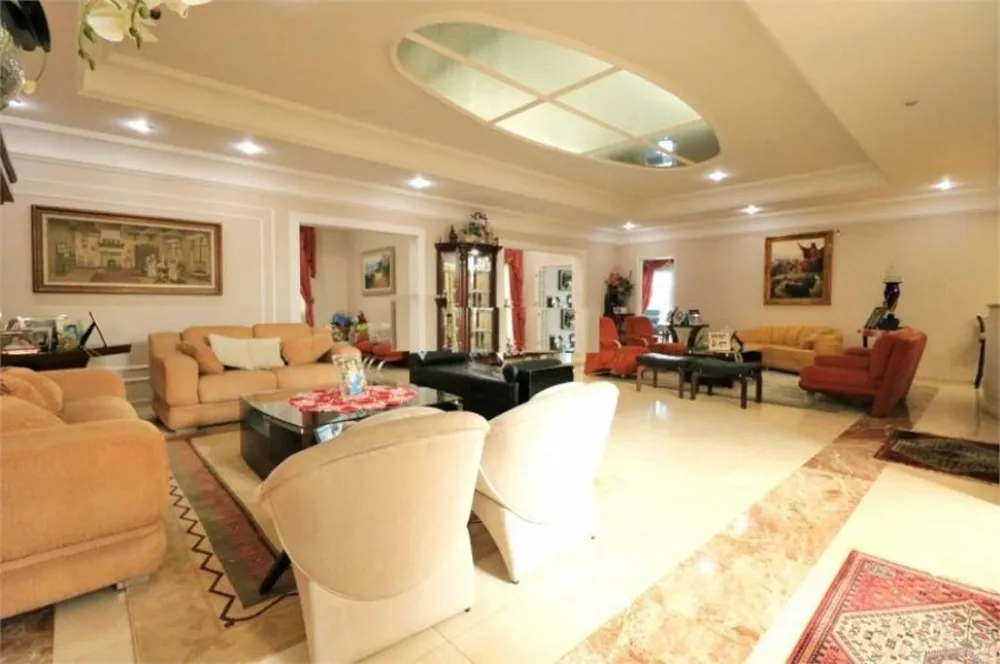 Sobrado, 1 quarto, 1090 m² - Foto 1