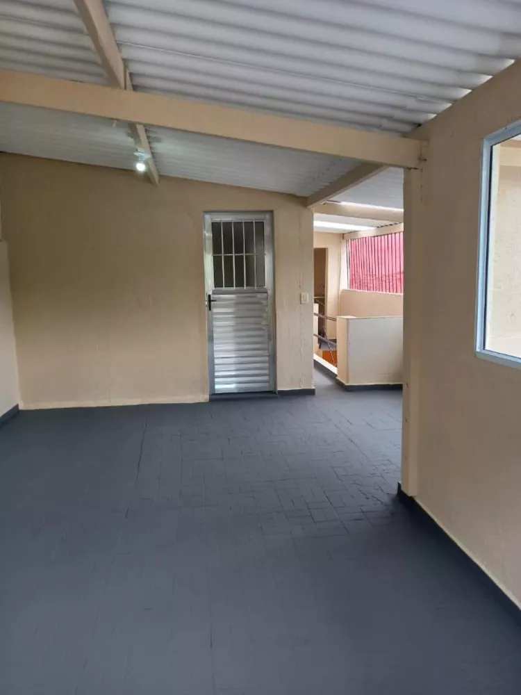 Sobrado para alugar com 3 quartos, 120m² - Foto 4