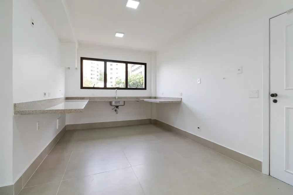 Apartamento, 3 quartos, 148 m² - Foto 1