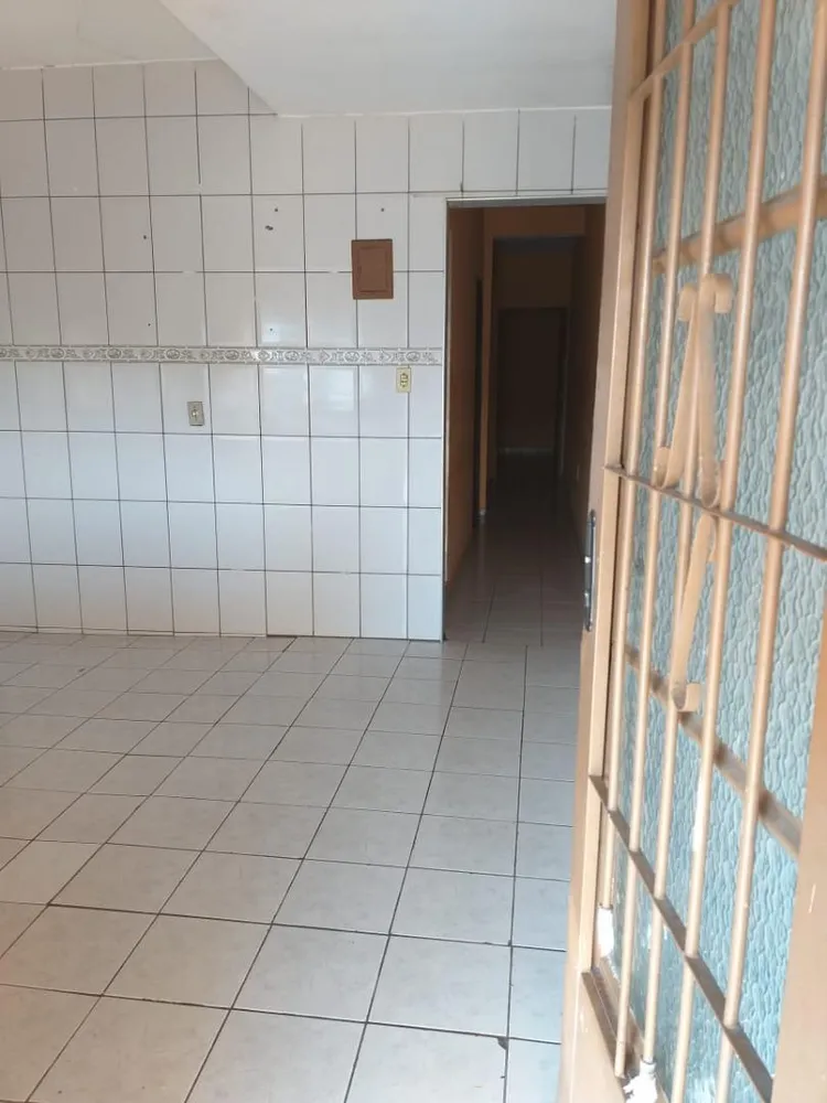 Casa, 6 quartos, 120 m² - Foto 1