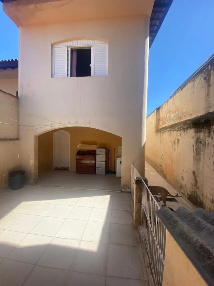 Sobrado, 3 quartos, 600 m² - Foto 2