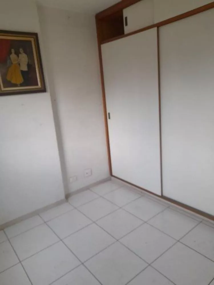 Apartamento à venda com 2 quartos, 48m² - Foto 4