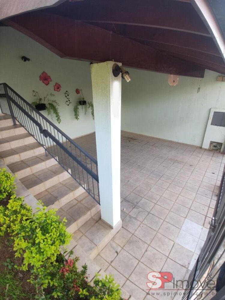 Casa, 2 quartos, 196 m² - Foto 1