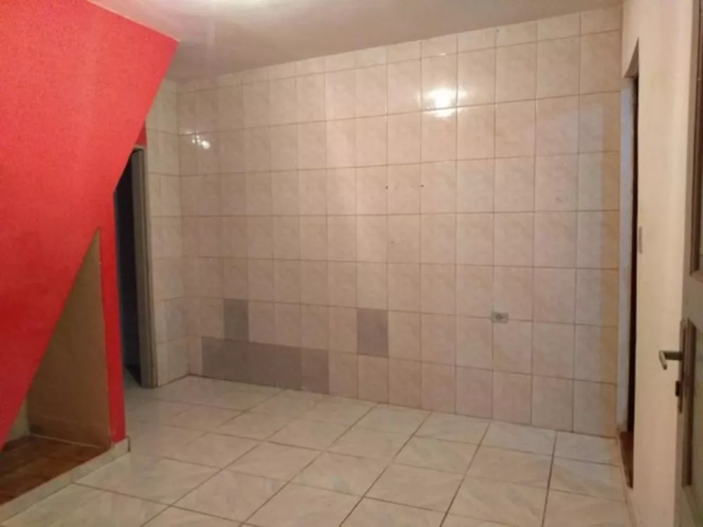 Casa, 6 quartos, 157 m² - Foto 1