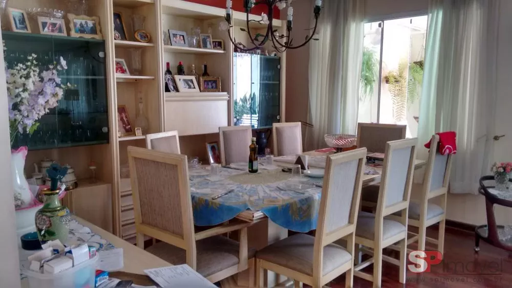 Casa à venda com 4 quartos, 320m² - Foto 14