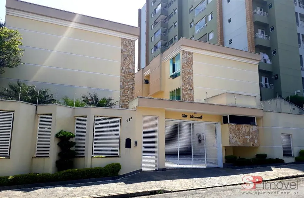 Casa, 3 quartos, 142 m² - Foto 1