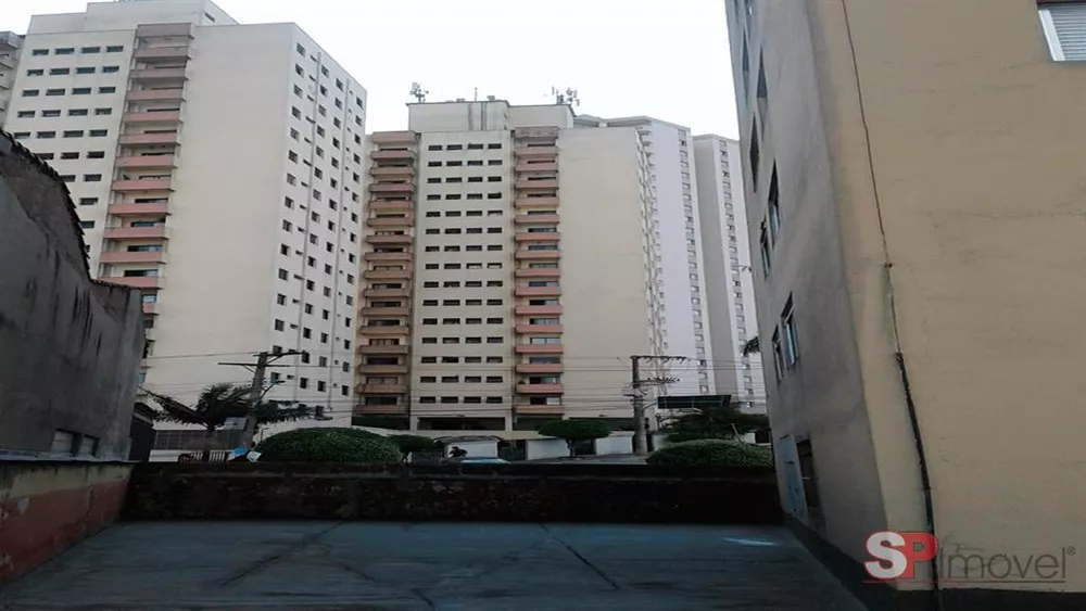 Apartamento à venda com 3 quartos, 105m² - Foto 2