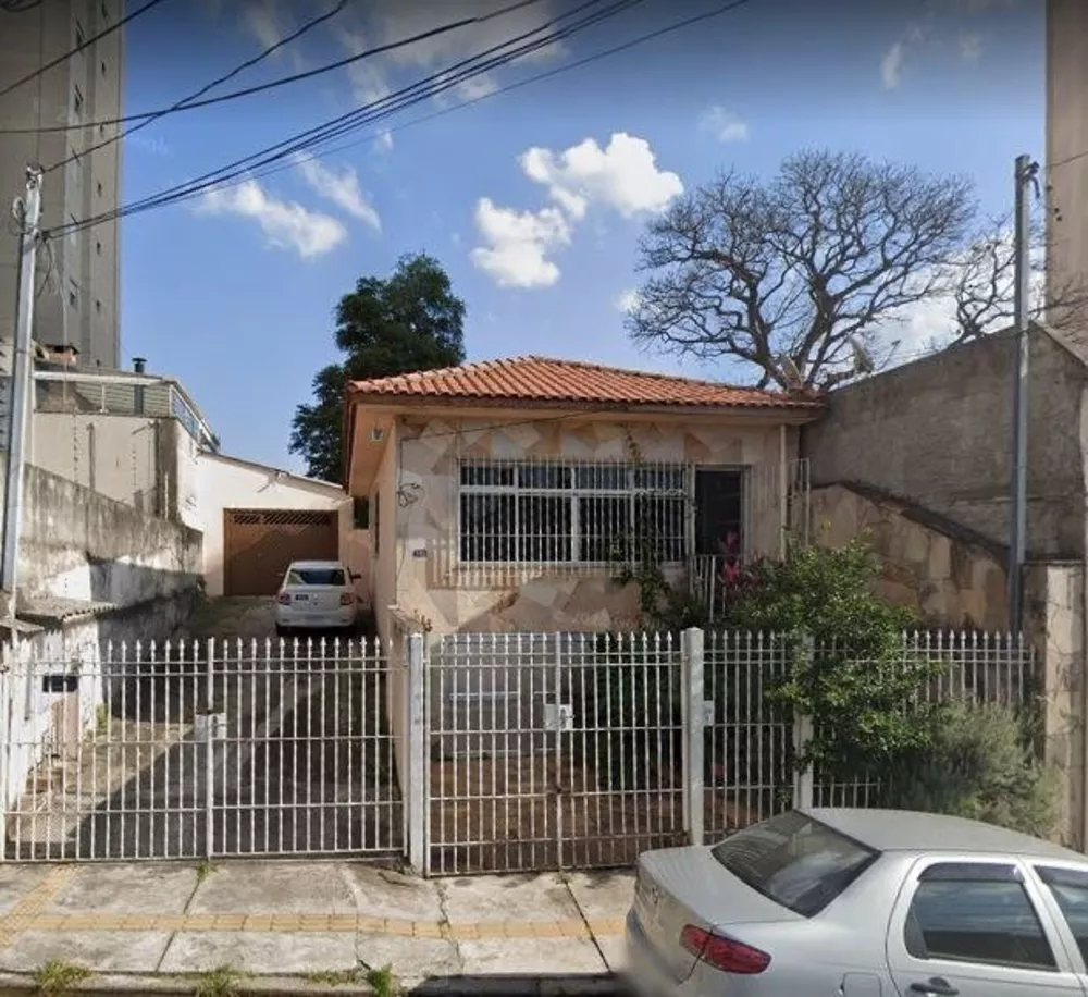 Terreno à venda com 1 quarto, 400m² - Foto 1