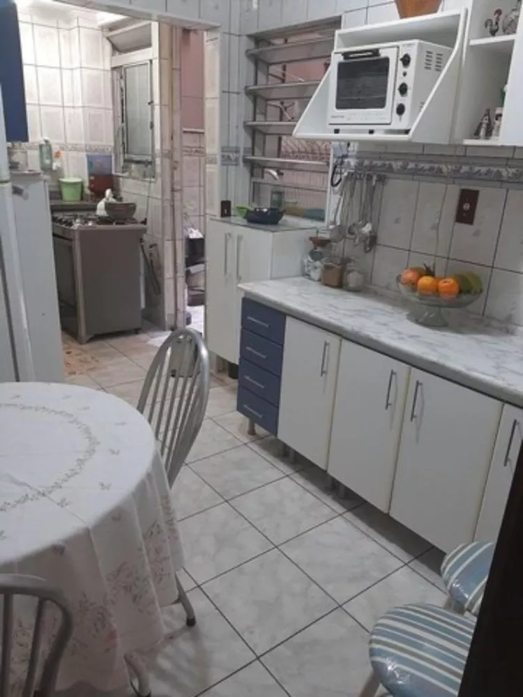 Apartamento à venda com 1 quarto, 50m² - Foto 3