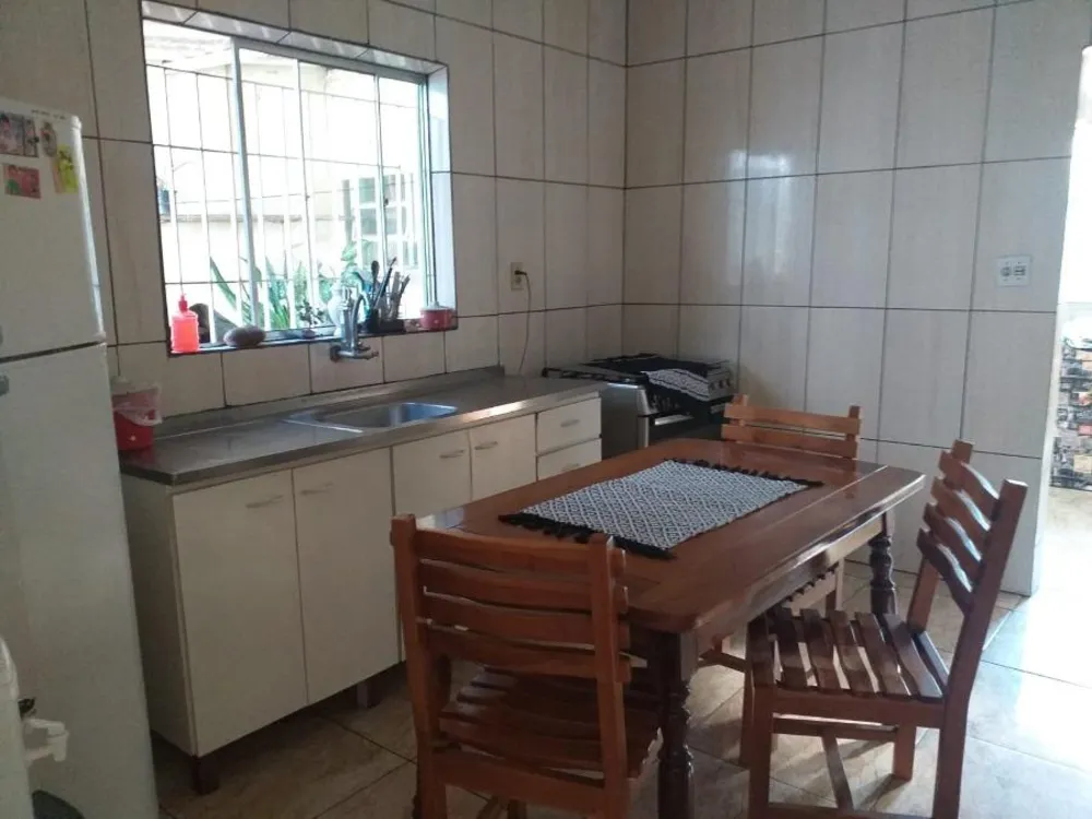 Casa, 4 quartos, 200 m² - Foto 3
