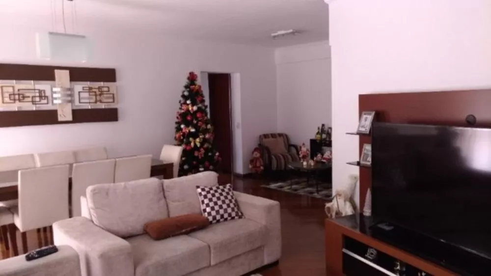 Apartamento à venda com 3 quartos, 132m² - Foto 2