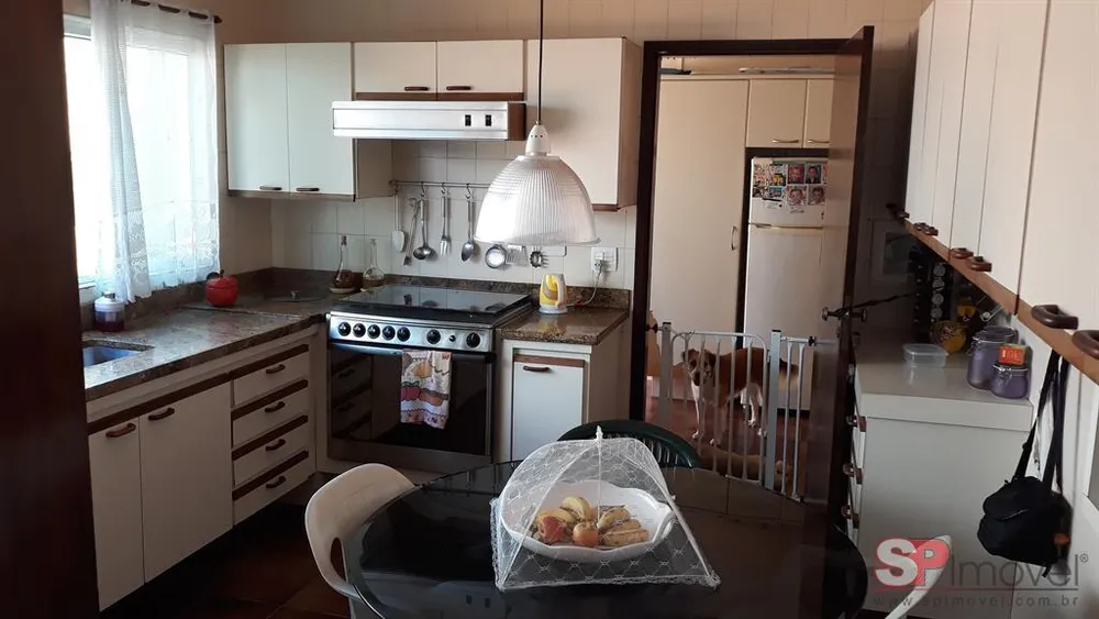 Casa, 3 quartos, 450 m² - Foto 2