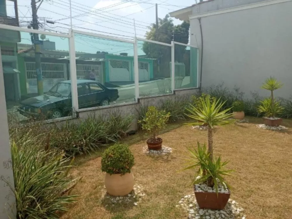 Sobrado à venda com 3 quartos, 100m² - Foto 2