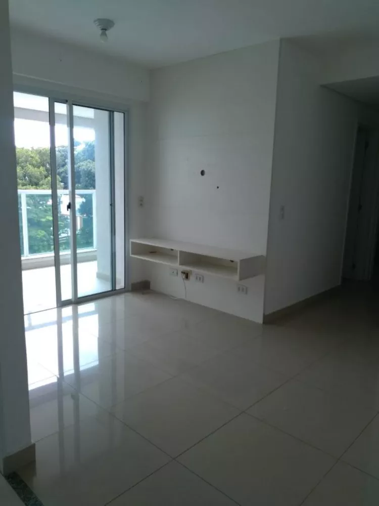 Apartamento para alugar com 2 quartos, 120m² - Foto 2