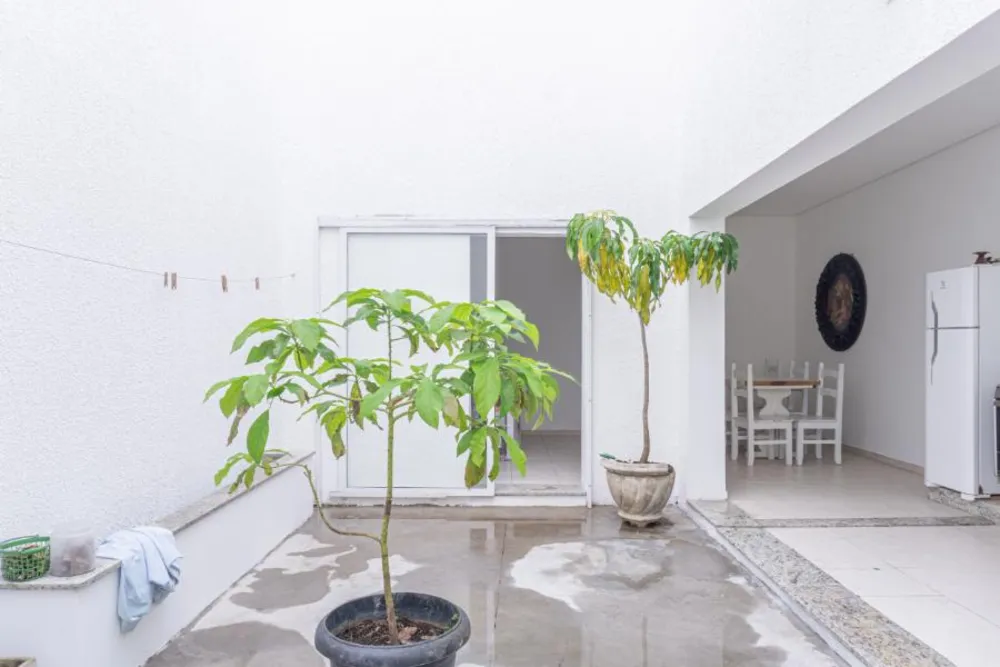 Sobrado, 5 quartos, 350 m² - Foto 1