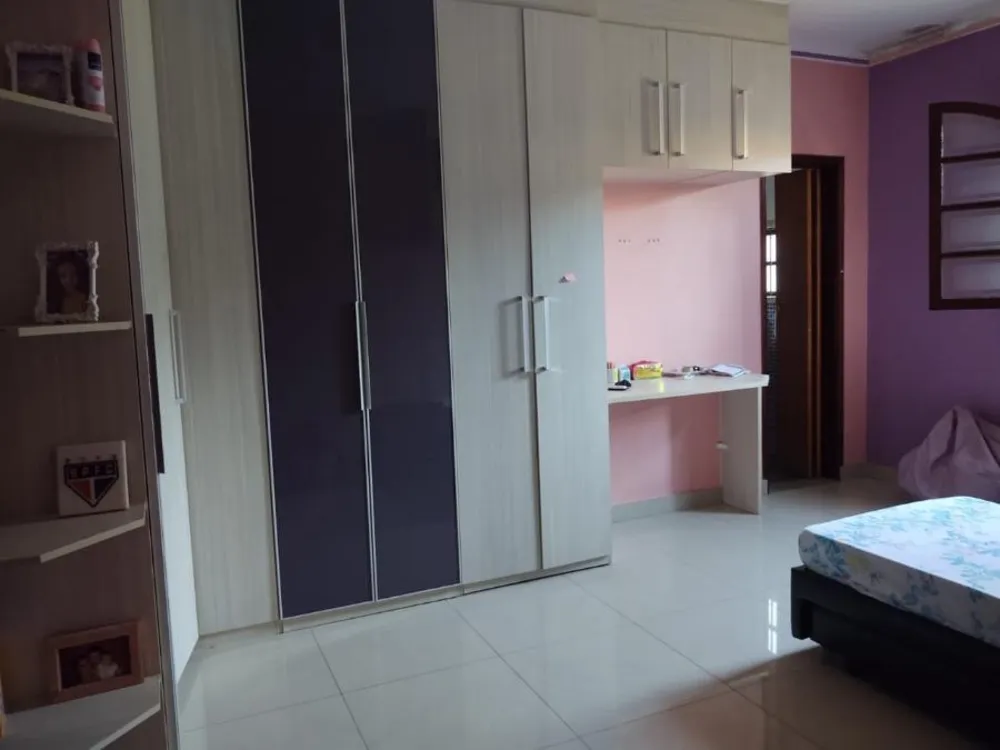 Casa, 3 quartos, 200 m² - Foto 4