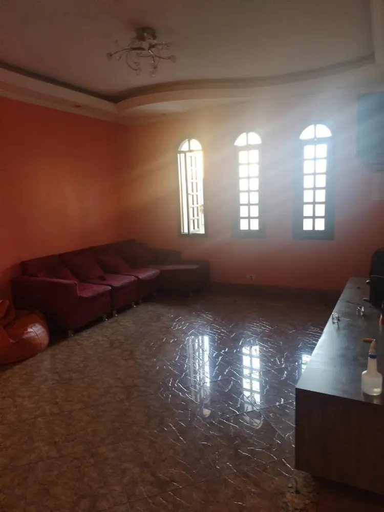Casa, 3 quartos, 200 m² - Foto 3