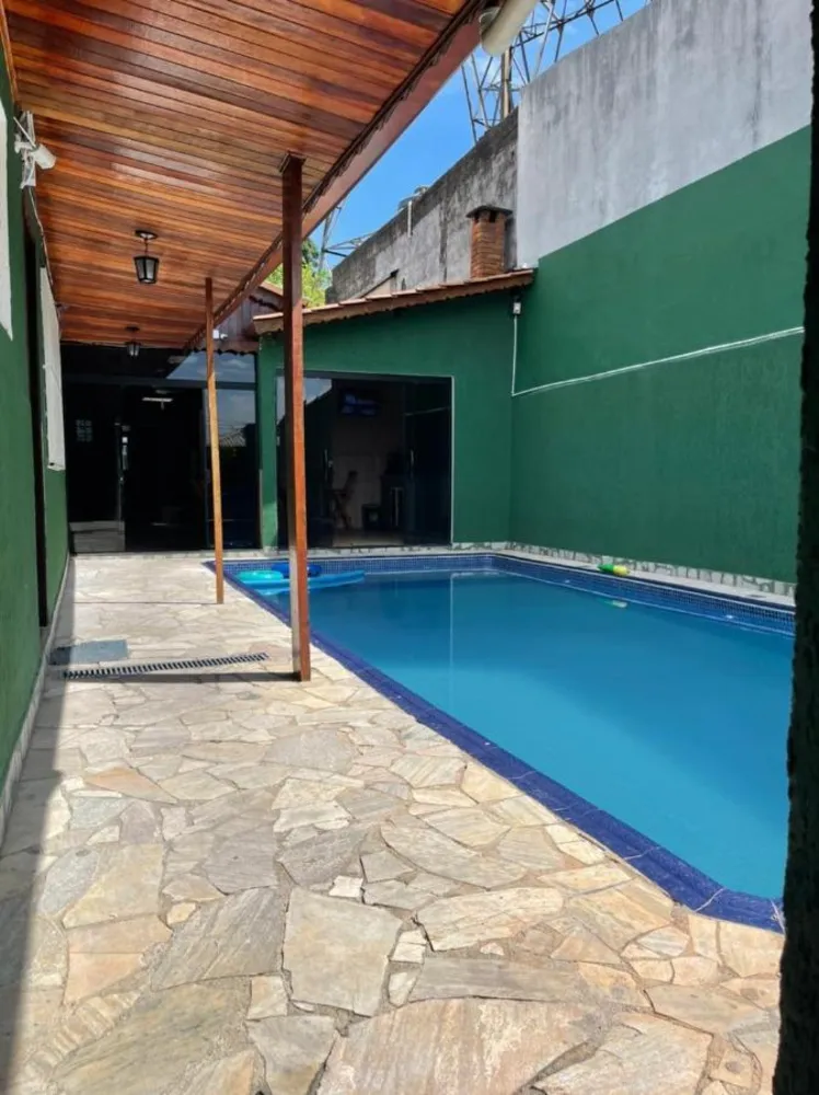 Sobrado, 4 quartos, 250 m² - Foto 1